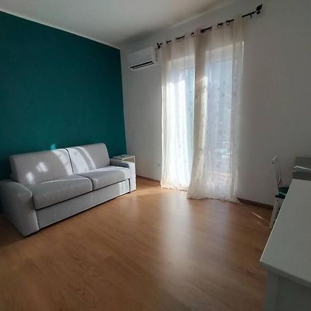 Aura Apartment Барі Екстер'єр фото