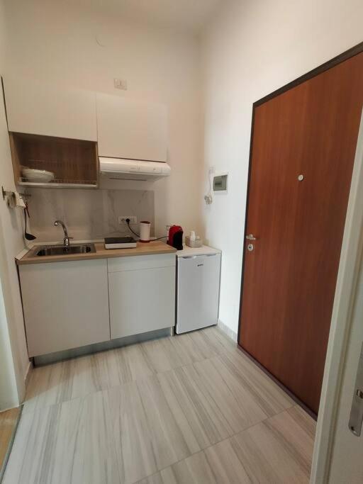 Aura Apartment Барі Екстер'єр фото